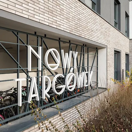 Nowy Targowek Charming Apartment Warsaw Exterior photo